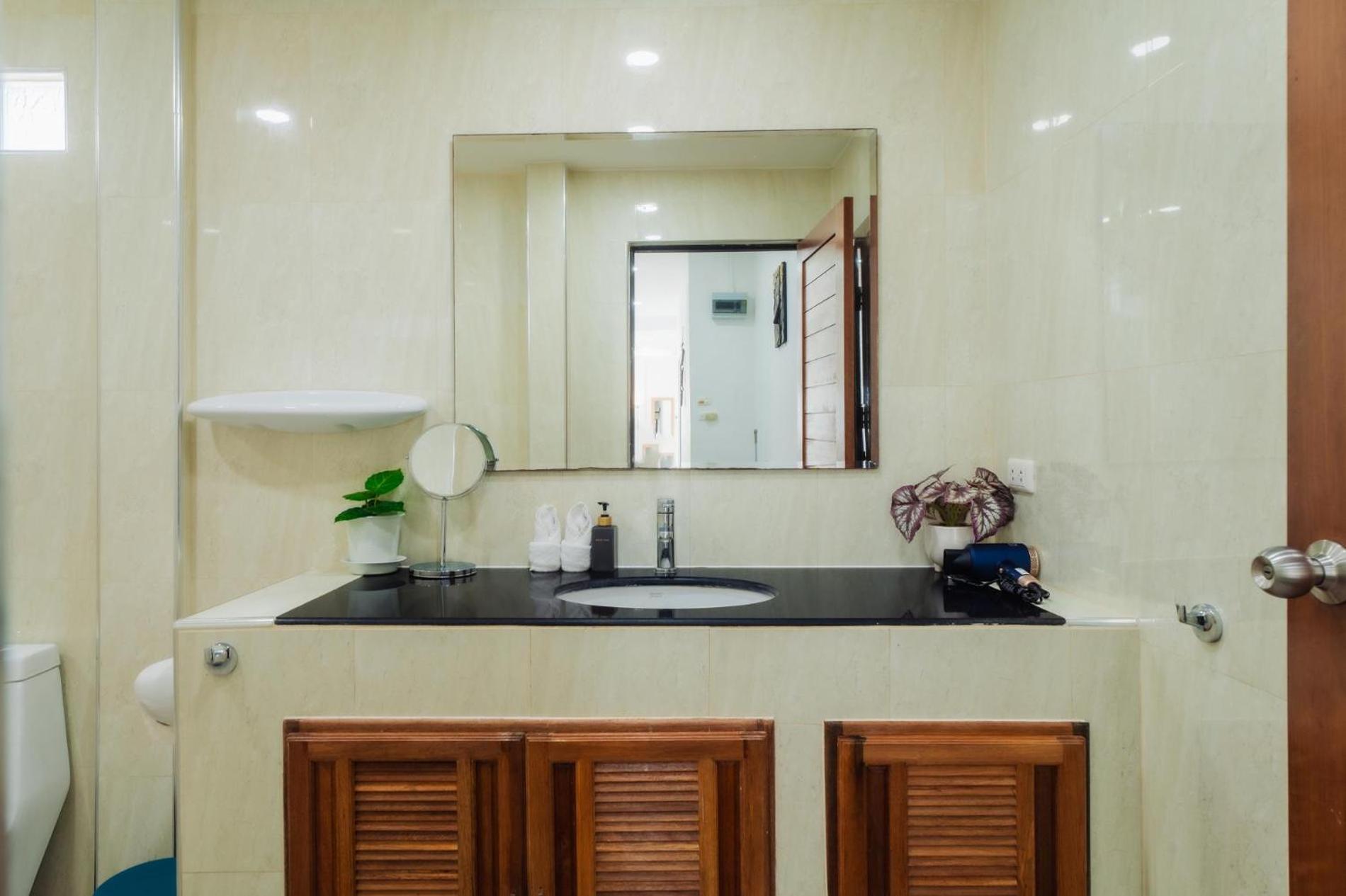 Jasmine Pool Villa In Nai Harn Rawai Екстер'єр фото